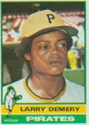 1976 Topps Baseball Cards      563     Larry Demery